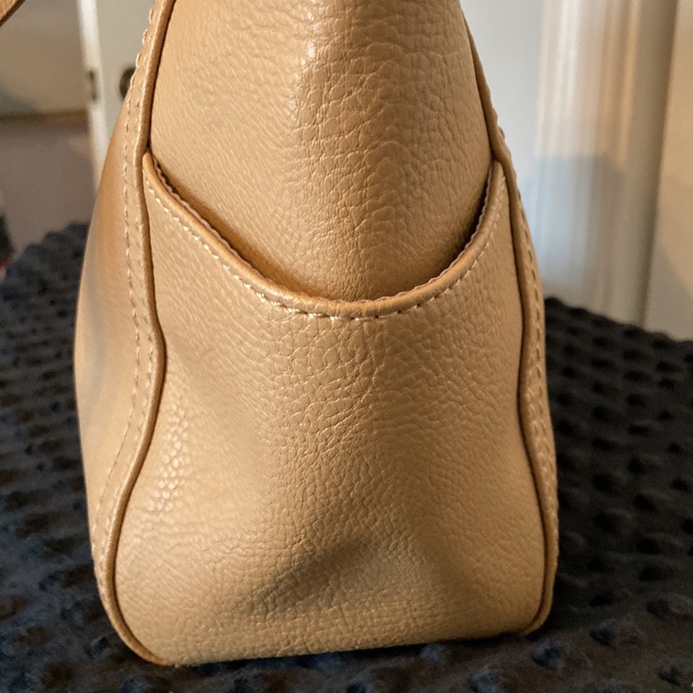 Relic Handbag - Picture 5 of 8